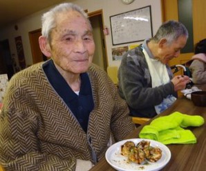 新年会はたこ焼き！2番館