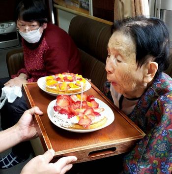 ホワイトデー＆お誕生日会🍰さんくす